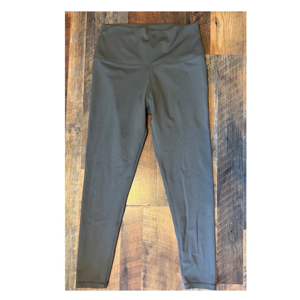 Lululemon Athletics‎ Leggings Gray Sage Training Fit Yoga Size 8 Inseam 24"